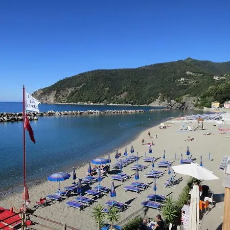 Sleeps 7 Pool Air Con Wifi * Moneglia