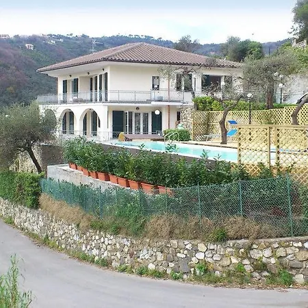 Sleeps 7 Pool Air Con Wifi Διαμέρισμα *